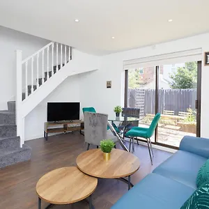 Modern 2 Bed House By Centre Apartment Nottingham