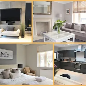 ※ Lovely House- With Parking ※ Holiday home